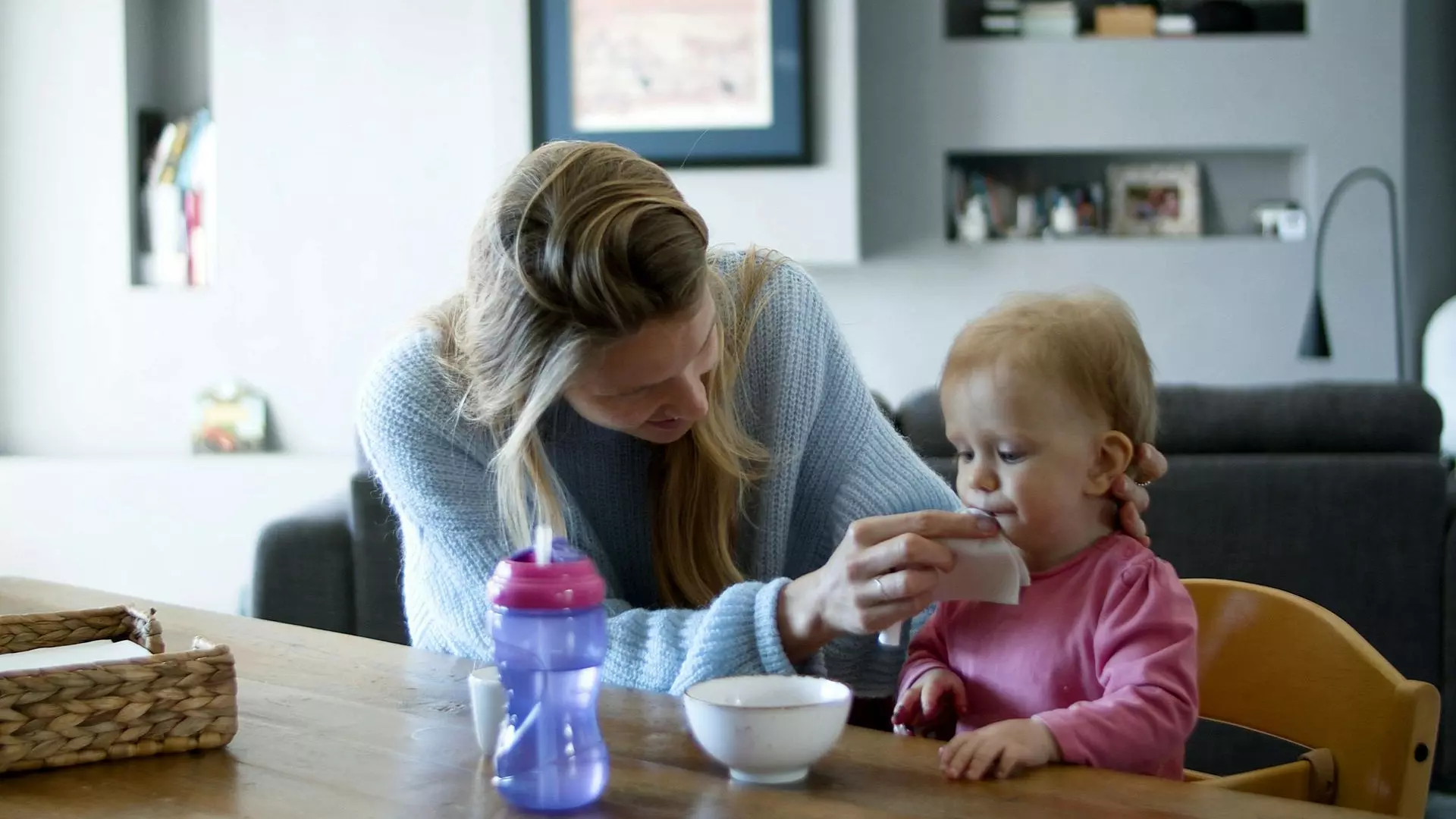 The Ultimate Nanny Survival Guide: Tips and Tricks from Experienced Parents