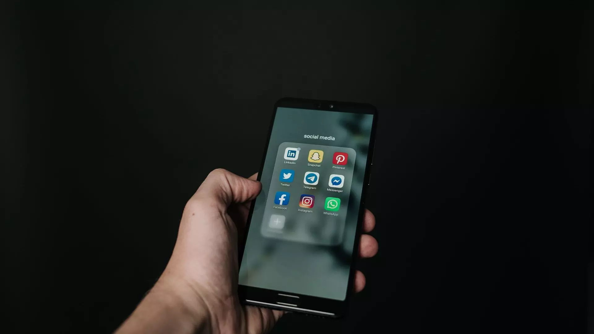 Social Media for Kids: Yes or No?