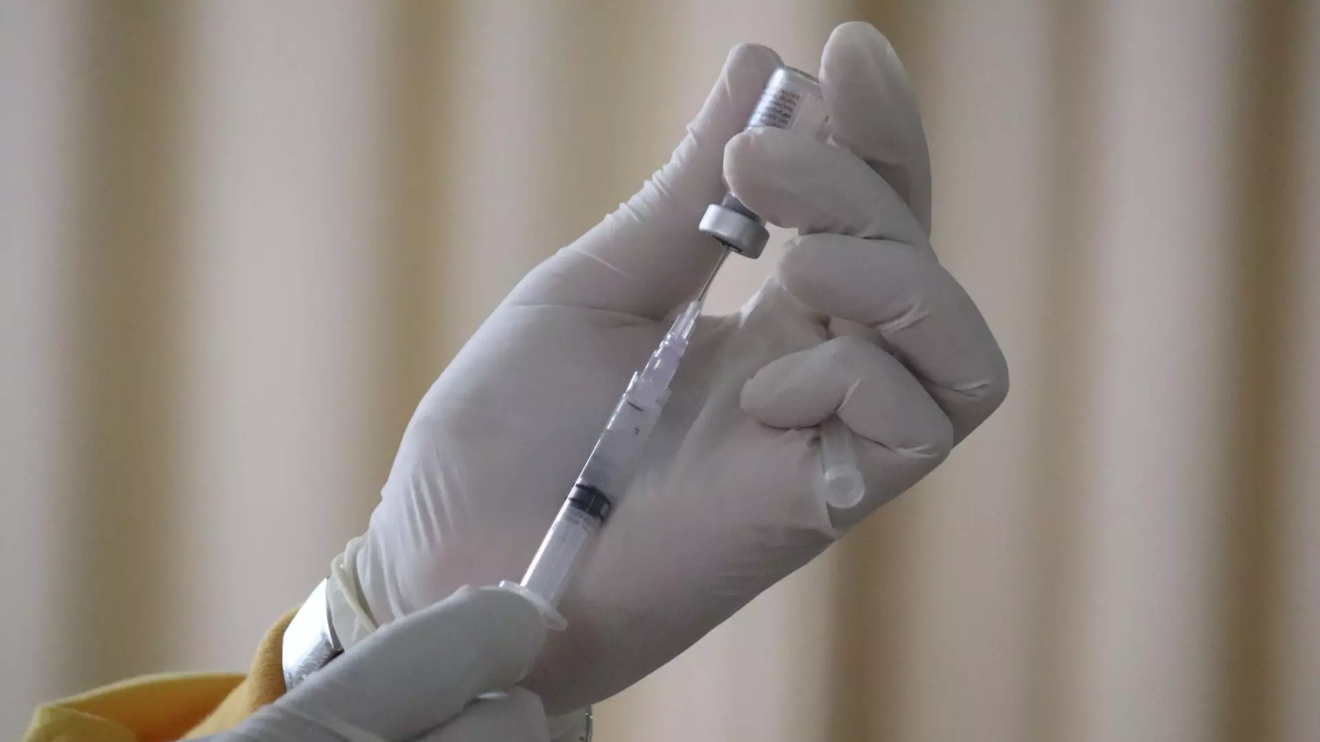 Everything You Need to Know About Covid-19 Vaccines for Nannies